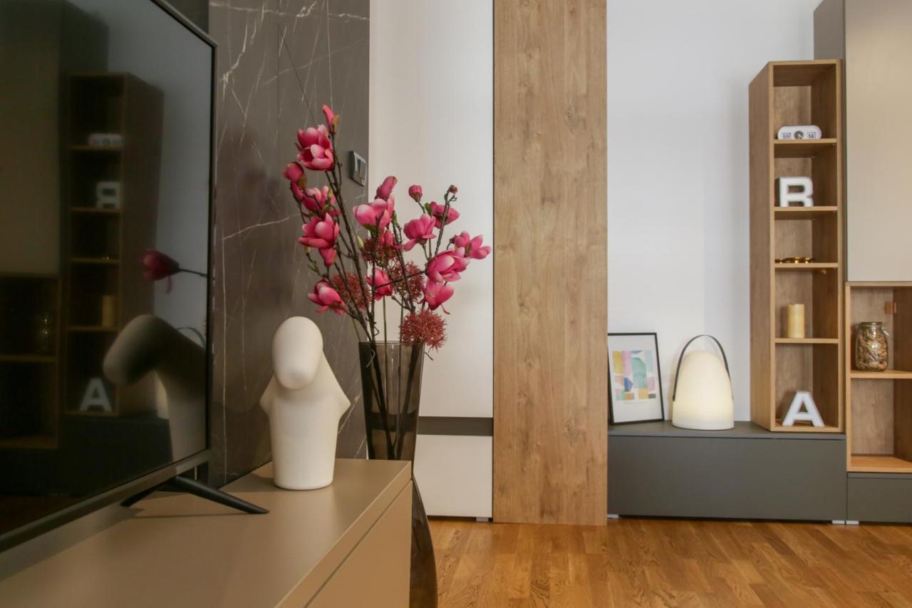 Supernova Deluxe Residence Novi Sad Eksteriør billede