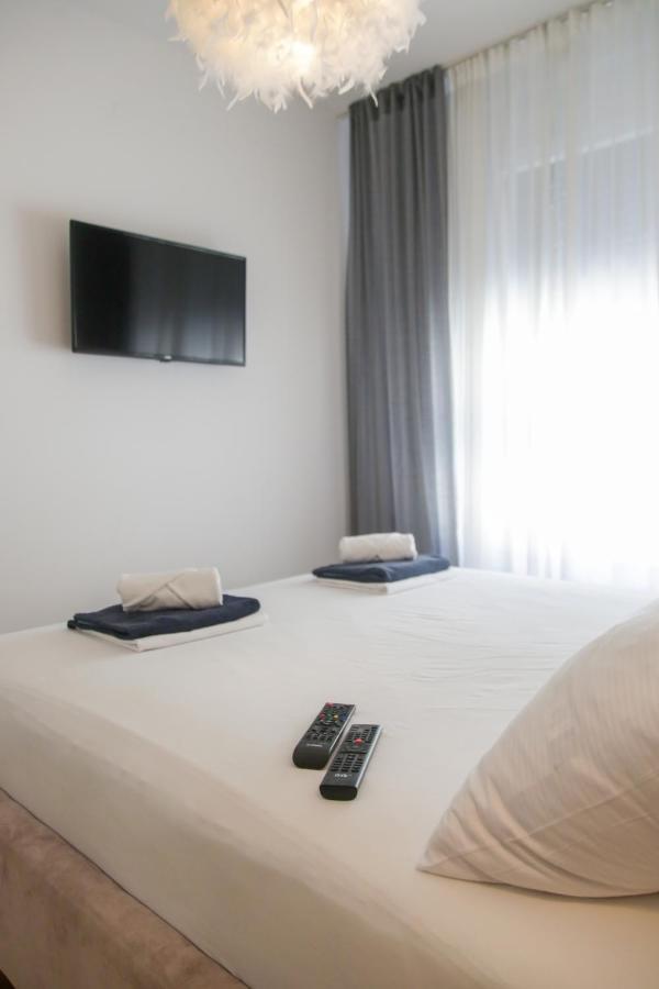 Supernova Deluxe Residence Novi Sad Eksteriør billede